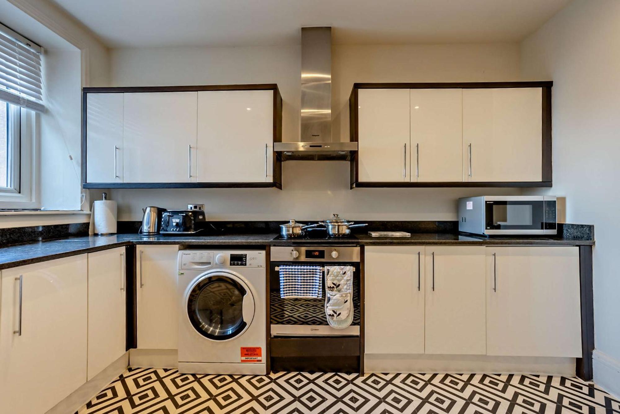 לונדון Strathmore Court Apartments מראה חיצוני תמונה